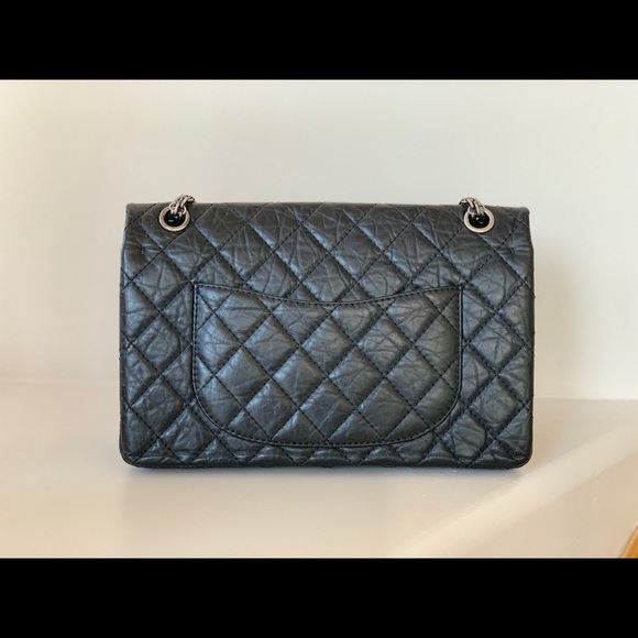 AUTHENTIC Chanel 2.55 Reissue 226 - Picture 3 of 12
